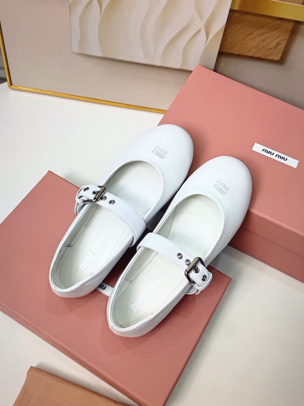 Miu Miu White Leather Mary Jane Shoes with Silver Buckles - Picture 2 of 9